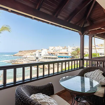 Terrazas La Caleta, شقة أذيخي
